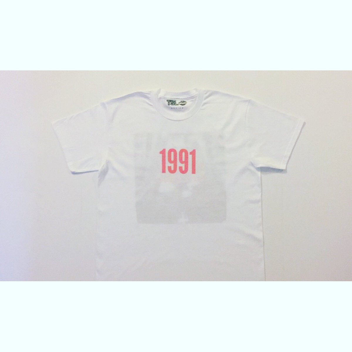 _MMLism's tweet photo. 🛍 #TSL💋 1991 Collection:
https://t.co/HzxUpqFcg2 https://t.co/4zJxd0EF8M