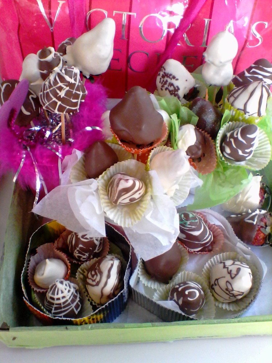 DECOISAca's tweet image. enviando este encarguito