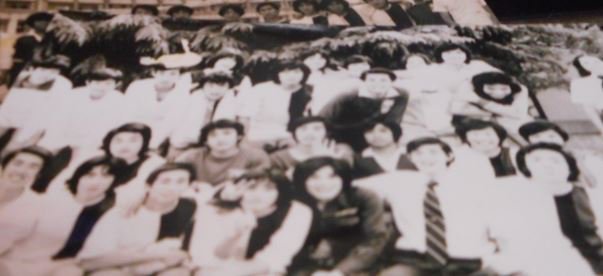 エムカク 僕は自分の同級生が今何しているのかよりも 断然さんまさんの同級生 特に高校当時のお仲間が今何しているのかの方が知りたい みんな60歳か じっくり話を聞きたい T Co Gwfn93cnuo Twitter