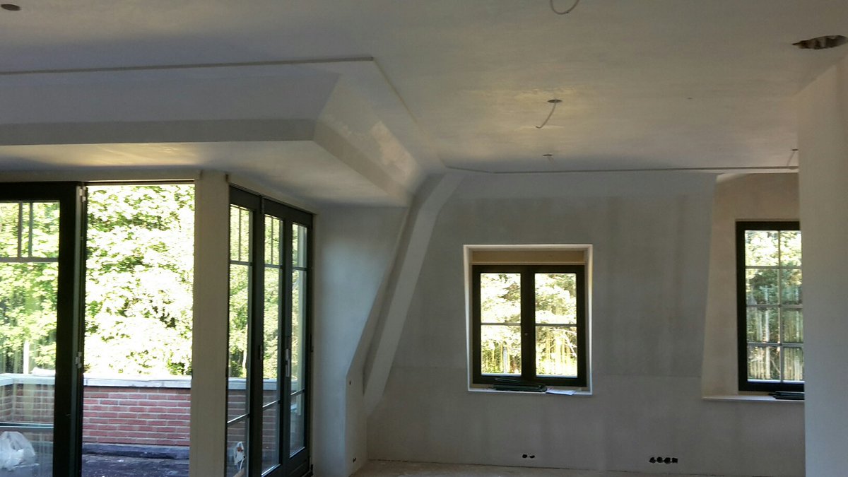 VersluisSiewert's tweet photo. Strak stucwerk met Rikkert Afbouw bij project Concordia https://t.co/hrkjQiSbLF @TSBouwVastgoed @DaanHeering https://t.co/lb13EGiX7j
