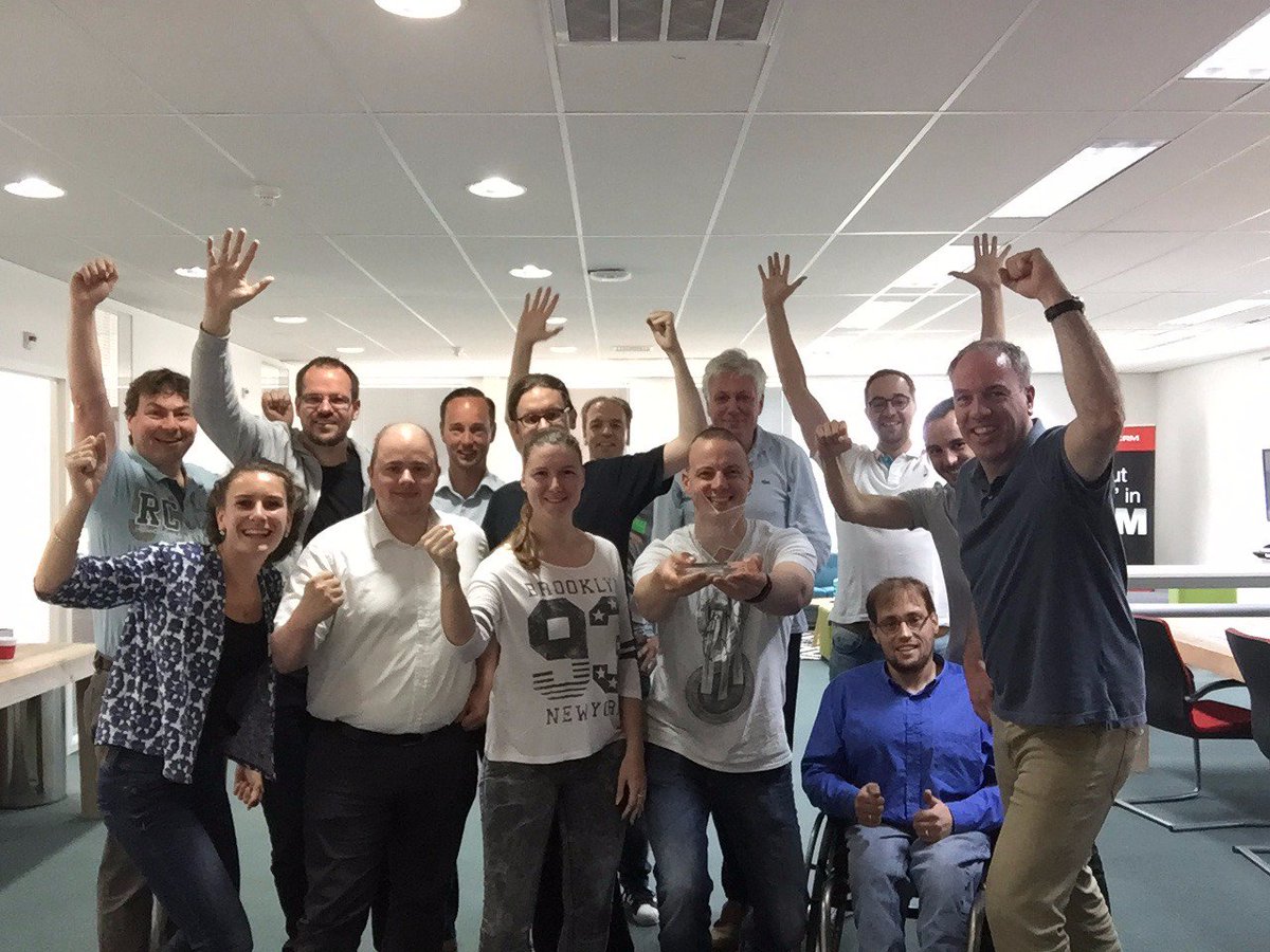 Trots op team <a href="/Acuity_nl/">Acuity</a>! De award Beste IBM Social partner gewonnen! #ibm #social #collaboration