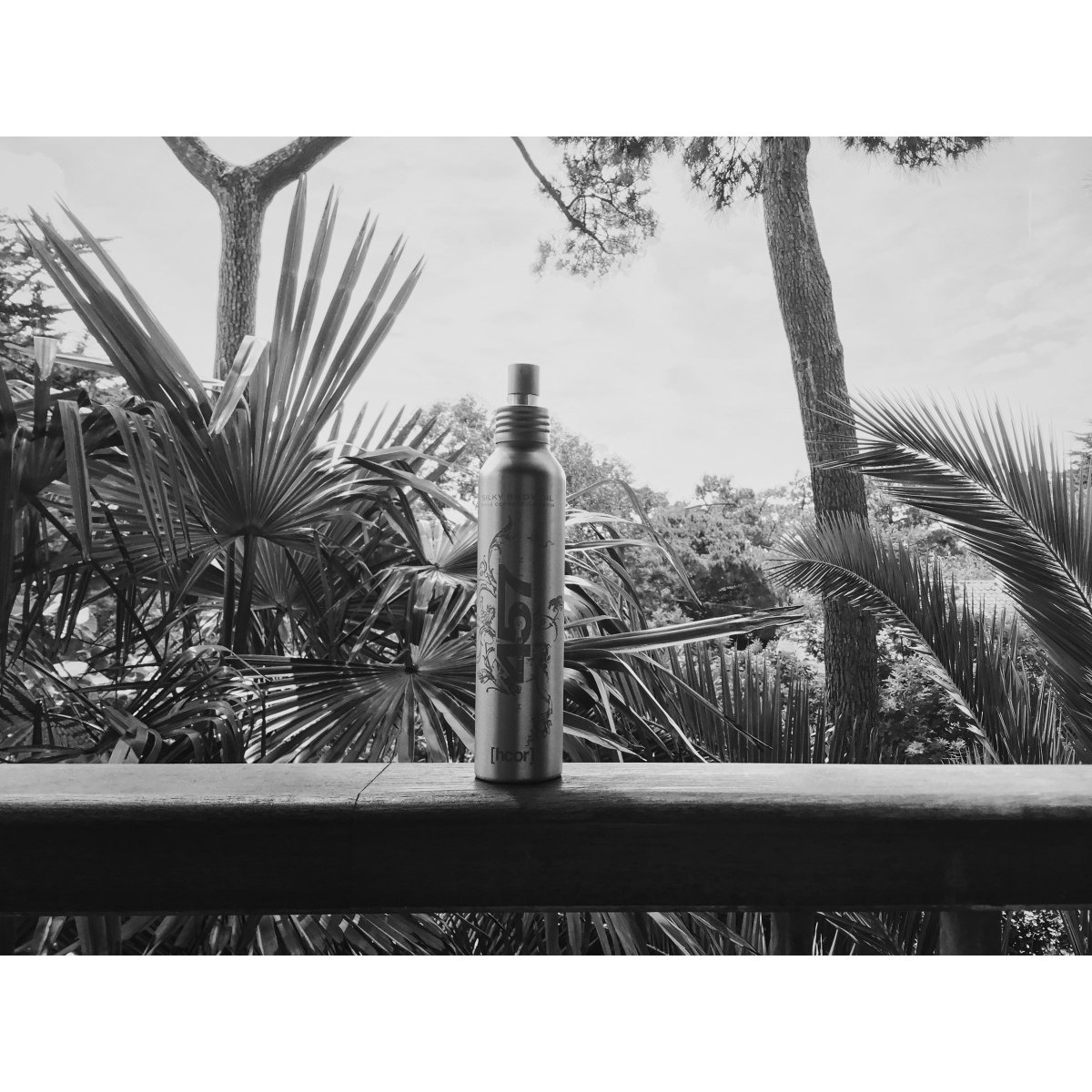 ar457_World's tweet photo. Our definitive "must have" #ar457 Body oil gets a deserved reward @lookfantastic https://t.co/kR6pMFW5h5 https://t.co/DDFG7FRV0j