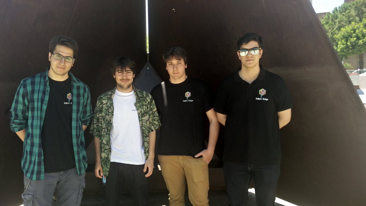 FallenEdgeGames's tweet image. Amazing and memorable #DemoDay2016 Thanks to @ENTI_BCN and all the people that supported us! #Refraction #gamedev