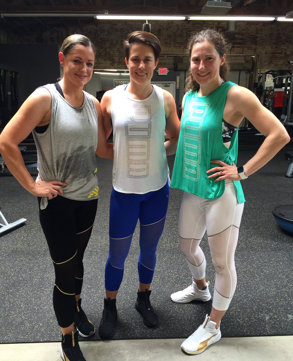 W3_Move's tweet photo. Shout out to @puma trainer @JGrangerfitness! Killer workout! 

@finishline #foreverfierce #finishlinewomen https://t.co/h50Rj7WBoG