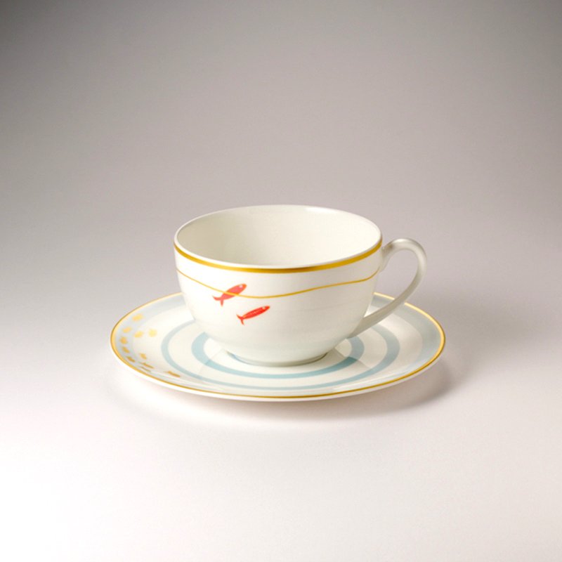 HarlequinLDN's tweet photo. Take afternoon #tea in relaxed, seaside style courtesy of #Dibbern: https://t.co/0JVN7jNlrK https://t.co/9nb2bXlxdu