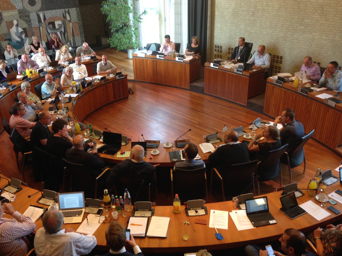 Hete discussies vanavond tijdens de behandeling van de verzelfstandiging van <a href="/Warmtenet/">Warmtenet Hengelo</a> in de #raad074.