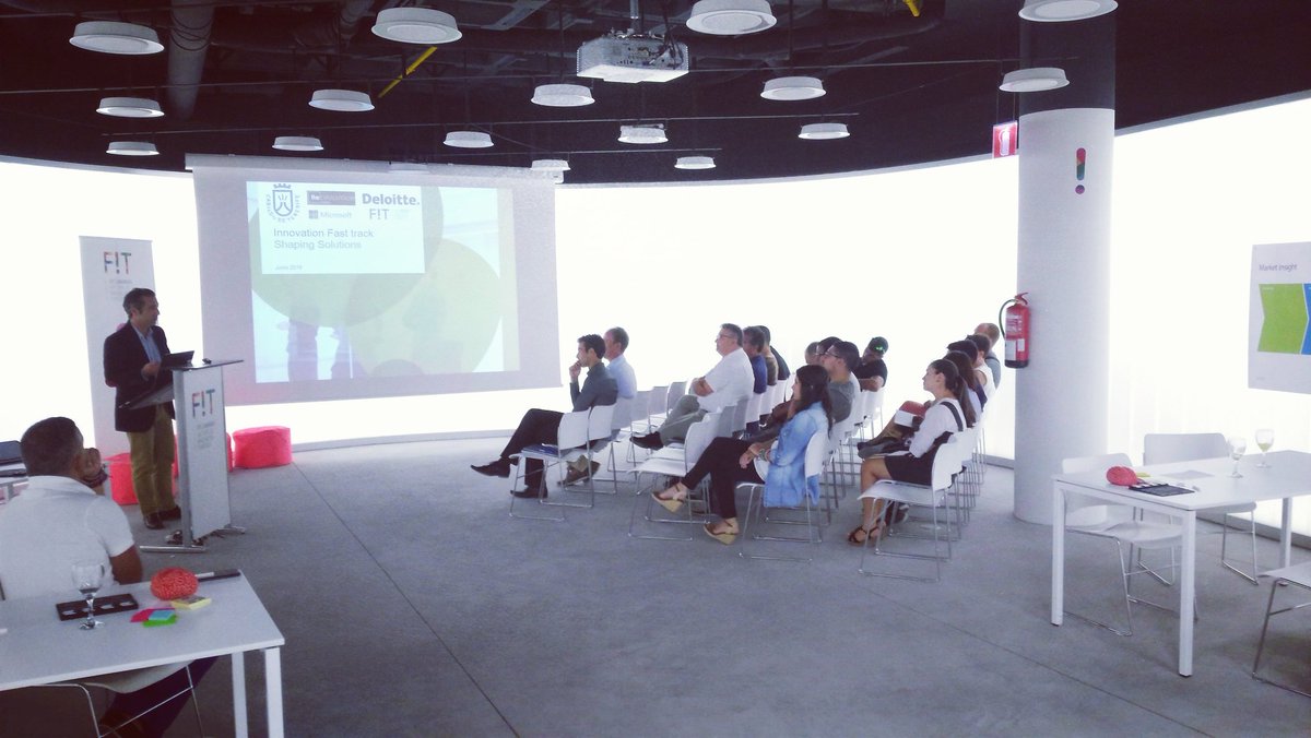 elibaupri's tweet photo. Participando en #InnovationFastTrack acelerando proyectos turísticos innovadores @FITCanarias @Deloitte_ES https://t.co/hhBClXbVgu