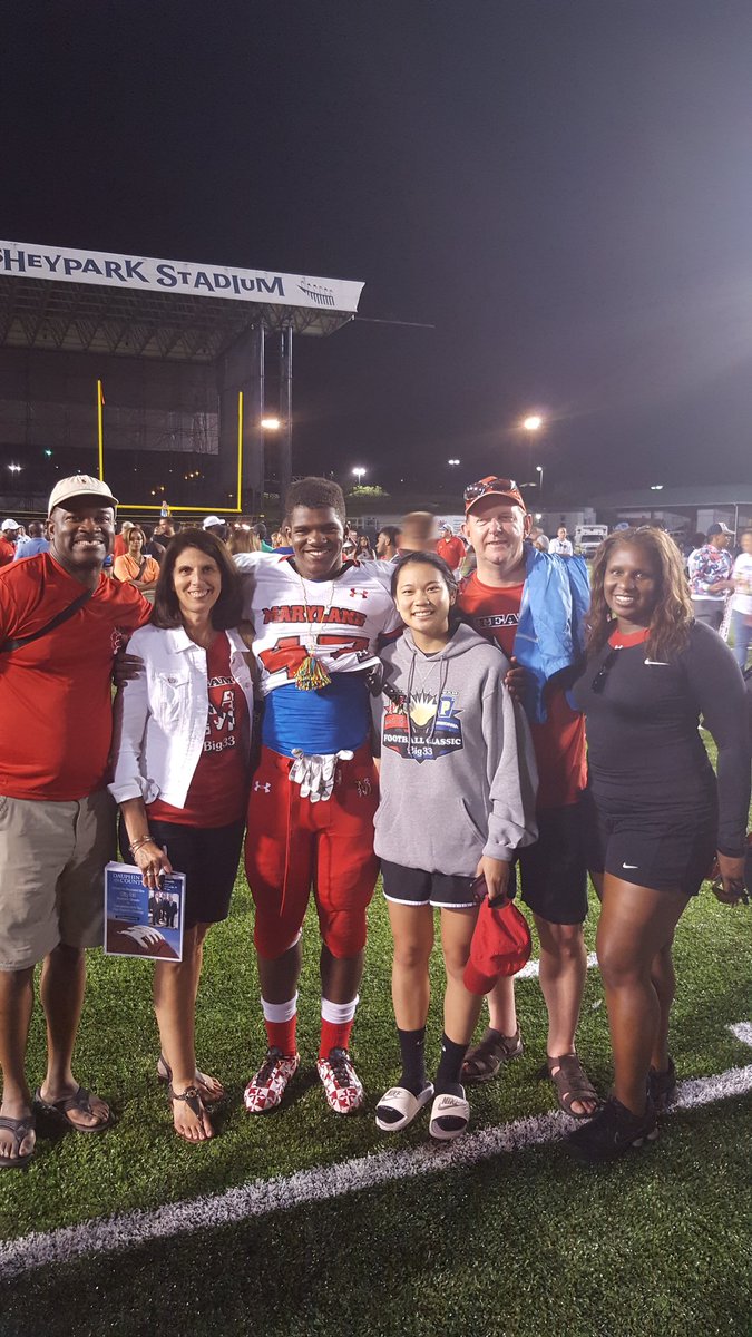 BPCFootball's tweet image. Big 33 host family experience for Jordan Hill.. priceless