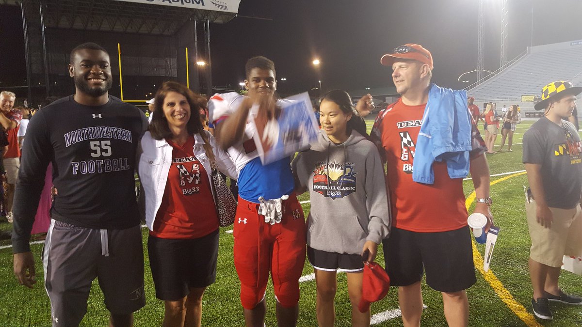 BPCFootball's tweet image. Big 33 host family experience for Jordan Hill.. priceless