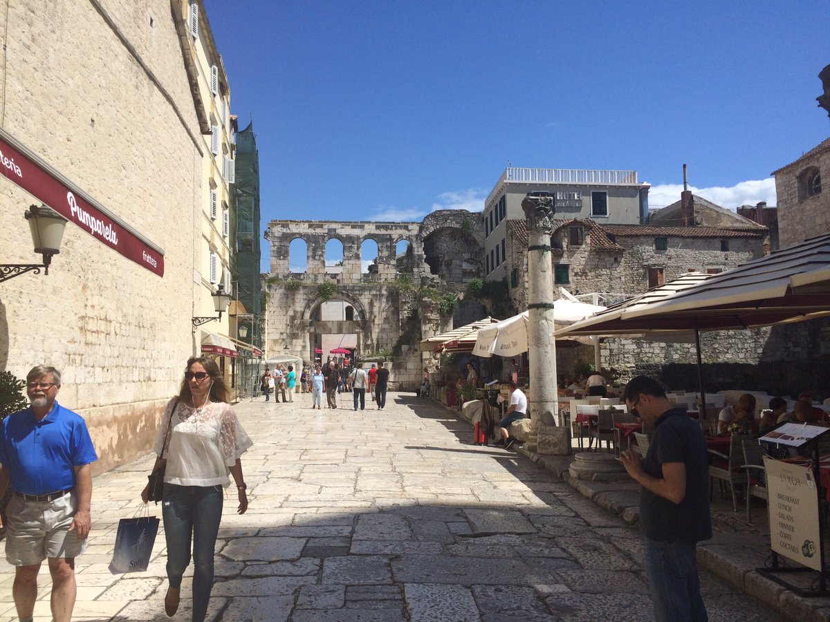 cricketaoc's tweet photo. #Emperor Diocletian's palace in Split... https://t.co/elf7hUuw9I