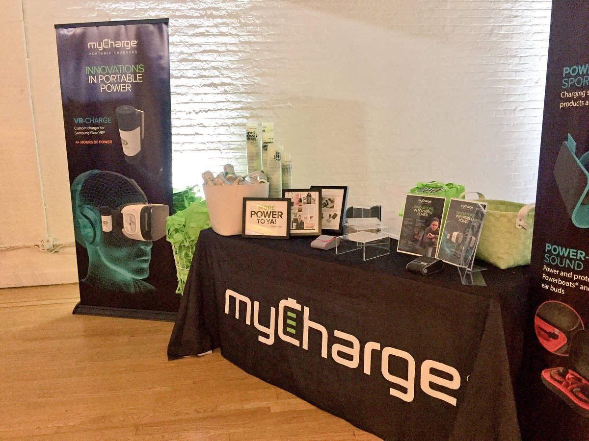 myChargePower's tweet photo. @ceweekny #CEWeek2016 🔋🤘🏻 https://t.co/o1og8tqEUa