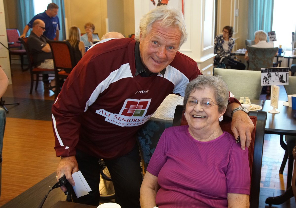 AllSeniorsCare's tweet photo. Special Event with Darryl Sittler @LeafsAlumni @MapleLeafs #ASCStrong more photos at https://t.co/ZCFIdK1SBM https://t.co/BWgO8cMTvs