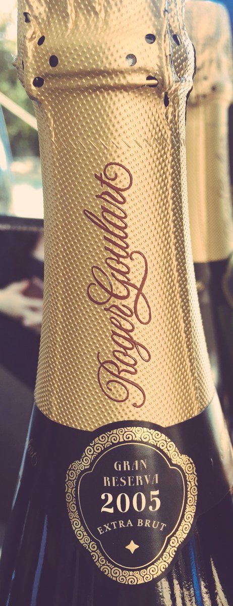 mabelgago's tweet photo. This is more than a gorgeous #trendy #RG2005 https://t.co/7KlTIaEkn2