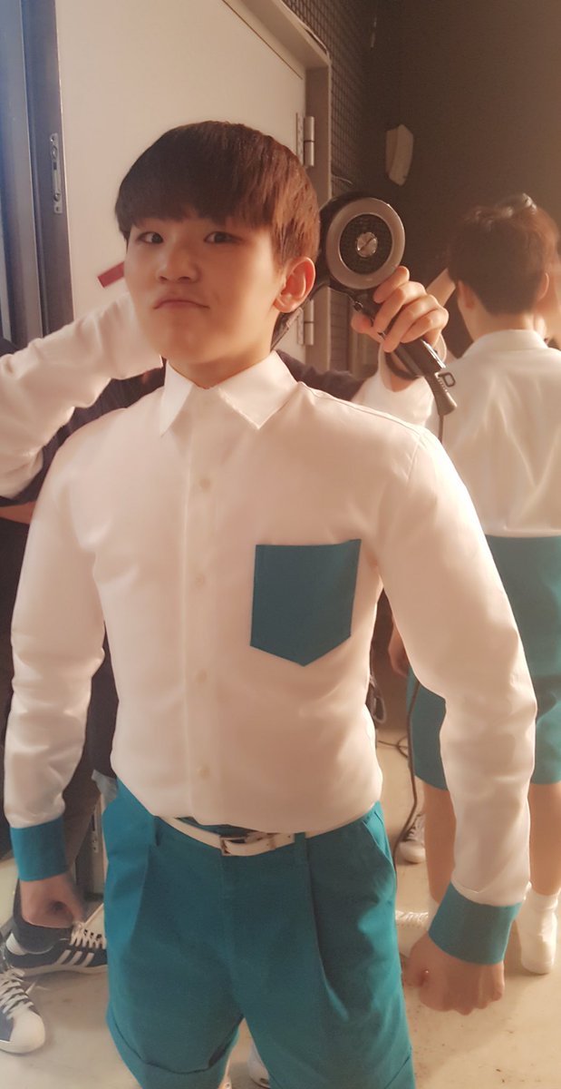 pledis_17's tweet photo. [Doogi PD] 하나 더! #헐쿱스 #뒤를잇다 #헐 #그냥헐 #꾸염 #이지후니 #드라이기 #따라하면 #엄마맴매 #자동예약 https://t.co/OulQT7cnDv