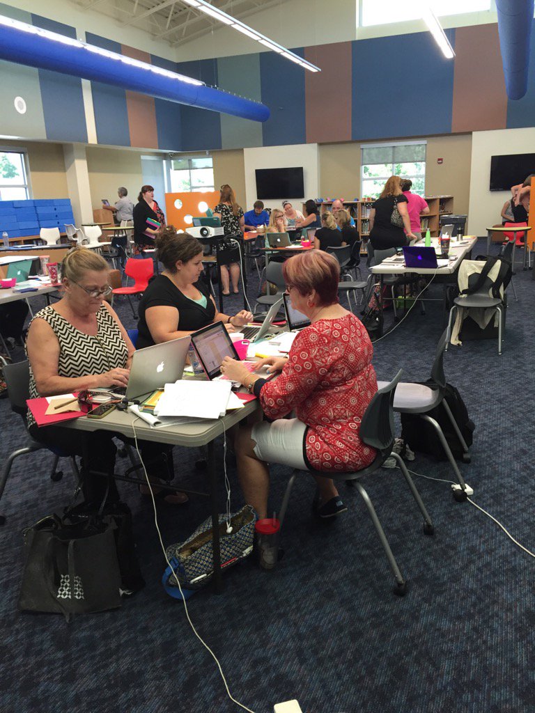 andertonjan's tweet photo. Great learning and collaboration between CENMS and BPMS!! https://t.co/iwUt92bRXx