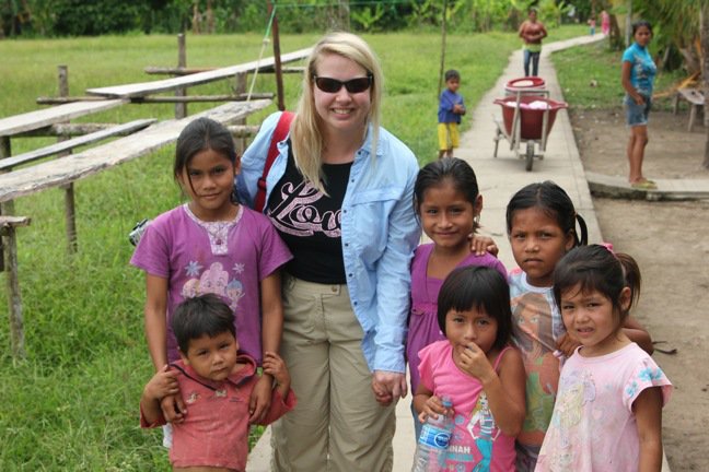 How to Choose the Right Volunteer Vacation for You discovercorps.com/how-to-choose-… #volabroad #volunteering #ttot
