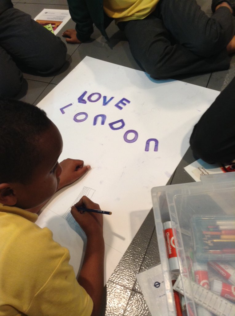 Kender_Y4S's tweet photo. 4S poster art session at London Transport Museum. https://t.co/L25Gr632zs