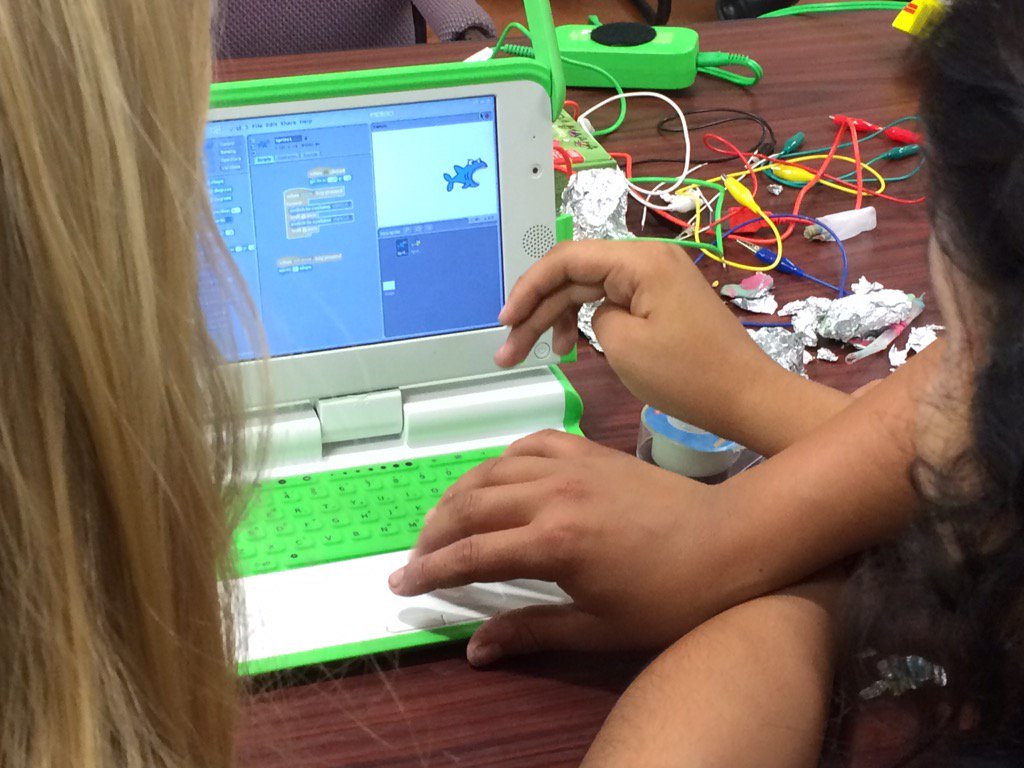 ThinkeringLab's tweet photo. Our work integrating literacy &amp; engineering with middle schoolers was accepted to #ScienceScope. #MakerEd https://t.co/QhSmAQrCi6