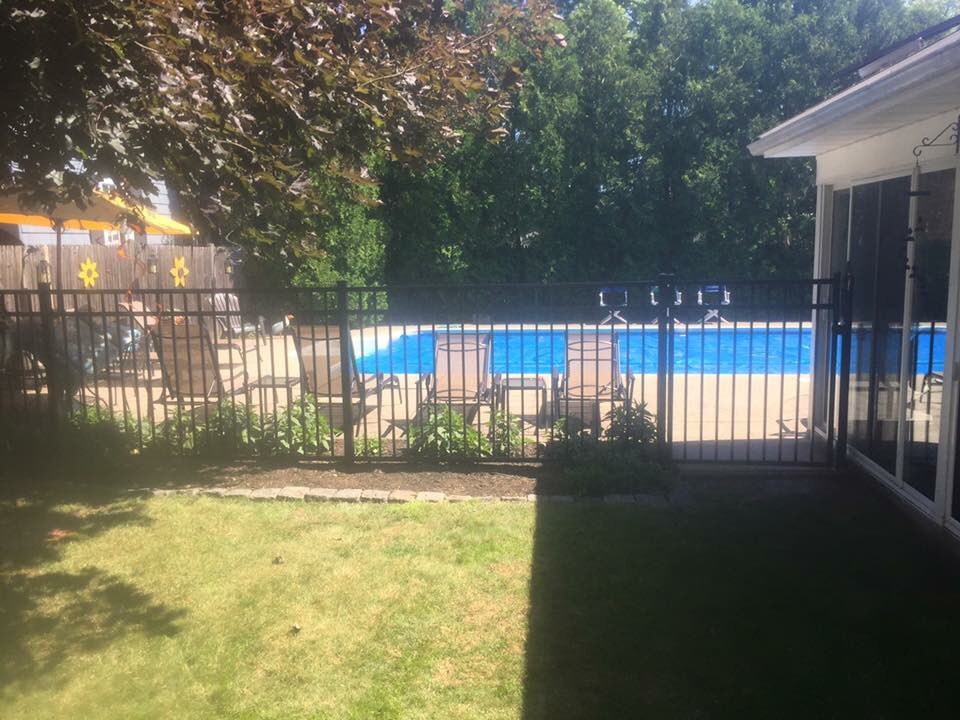 Alpha_Fence's tweet photo. 5' Ornamental Aluminum. Beautiful, light weight and rot free
#resortliving #wedigourjob #fencebythebest #activeyards https://t.co/L82qghYiuQ