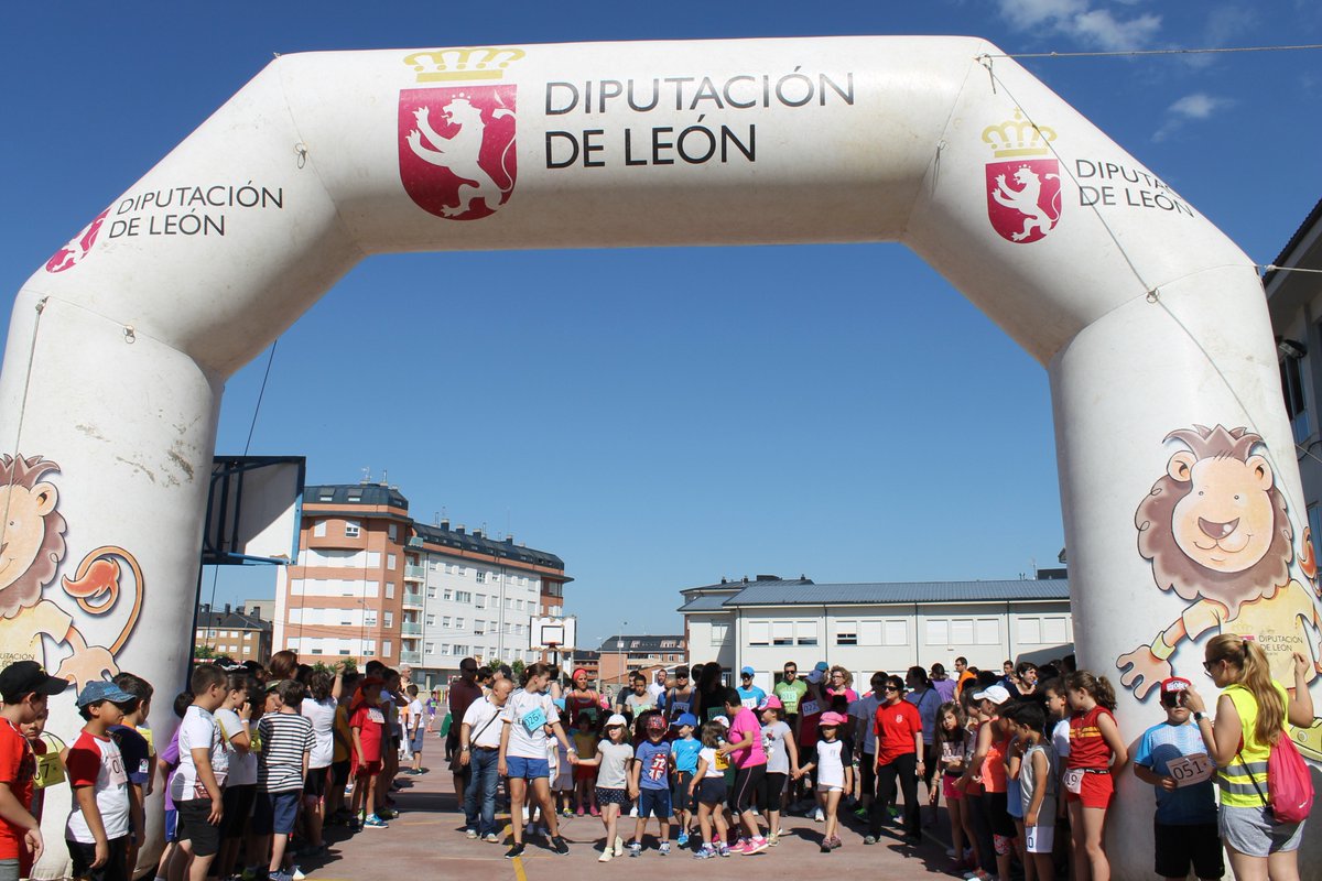 ccvirgenpenabem's tweet photo. Increíble participación en la II Carrera solidaria Sïndrome de Duchenne. GRACIAS a tod@s!!! #fiestas2015/16VP https://t.co/877gn3BAET