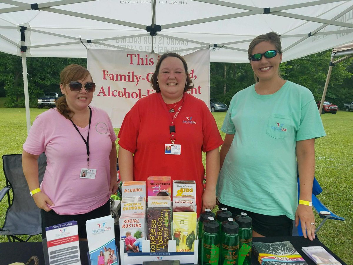 SpectraCare's tweet photo. We were at the Slocomb Tomato Festival w/ info &amp; giveaways about #UnderageDrinking. 
#SPFSIG https://t.co/2DWERvKcxs