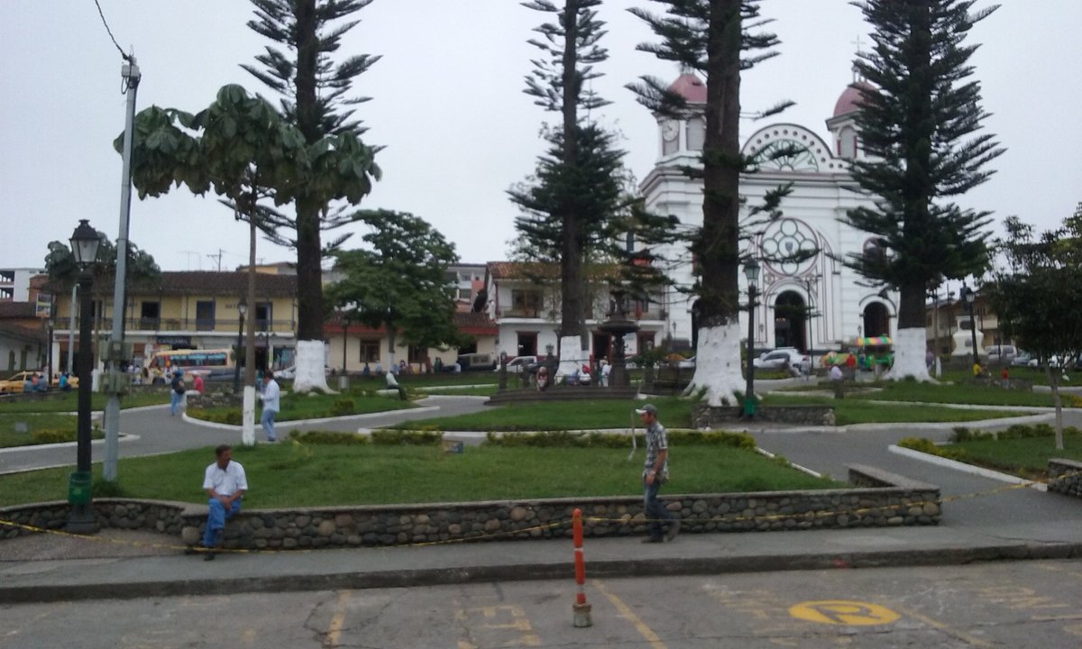 GoberCaldas's tweet photo. Hoy el #GobiernoDeCaldas hace presencia en #Aguadas,socializarán qué hay para el Mcpio en el #PlanDeDesarrolloDeptal https://t.co/rUc9vN2J1R