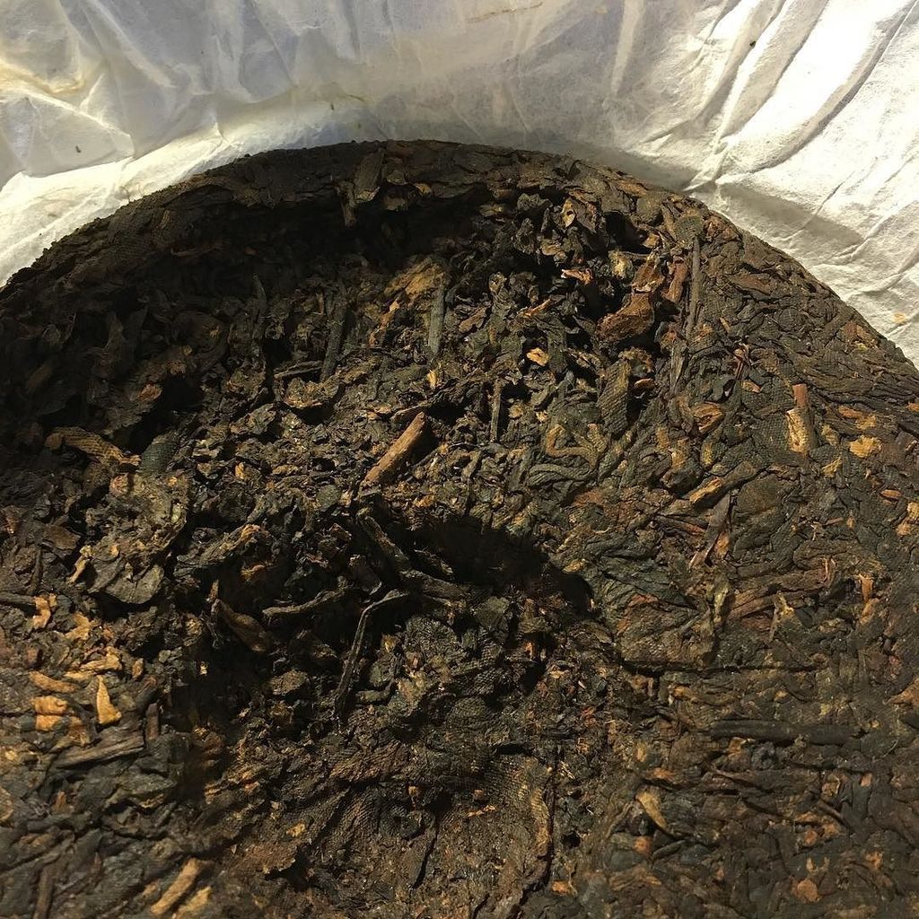 TChing's tweet photo. Shou puerh time. What's in your cup? #tea #teaism #teageeks #teadrunk #tealife #puerh #tch… https://t.co/0SVwRrQkuG https://t.co/ilFqJJIZfi