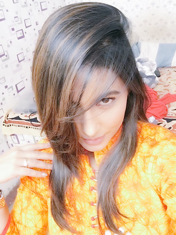 Hina Khan on Twitter: Hina Khan on Twitter: