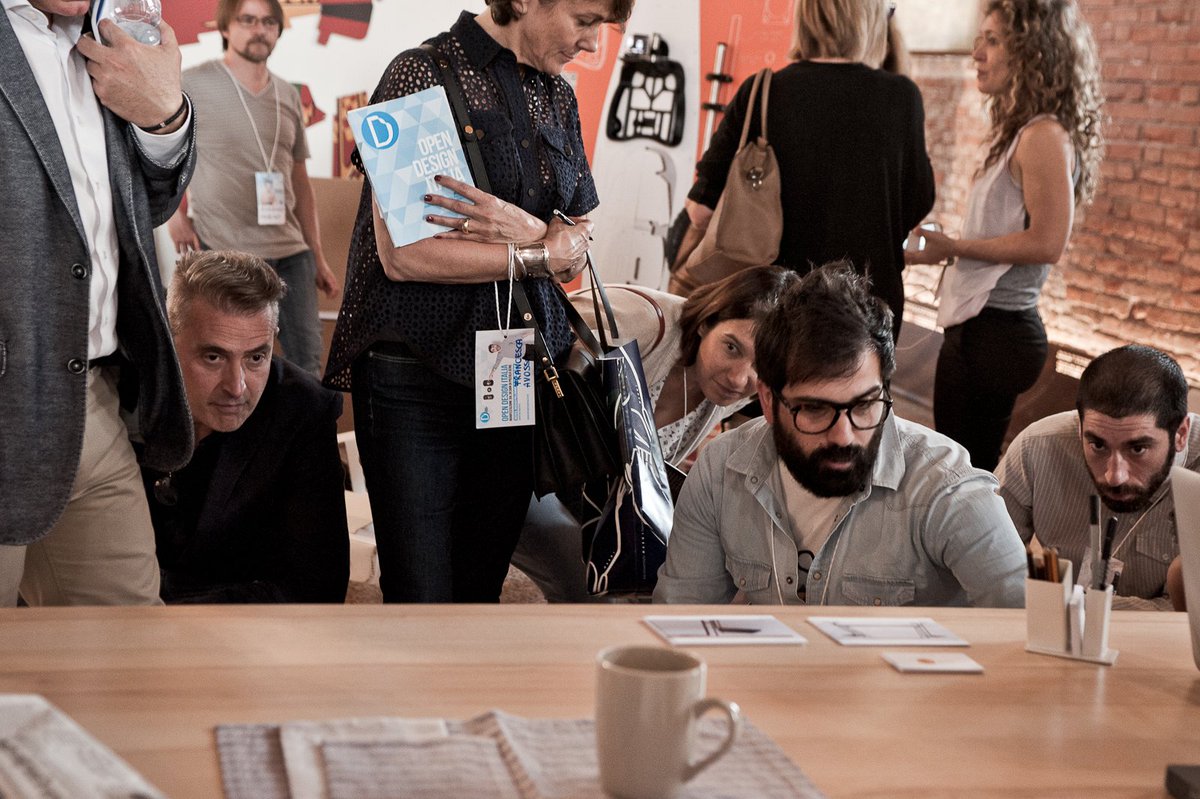 Opendnet's tweet photo. Altri momenti della giuria di #OpenDesignItalia16 che ha assegnato i quattro premi! https://t.co/dfIvVbNzFT