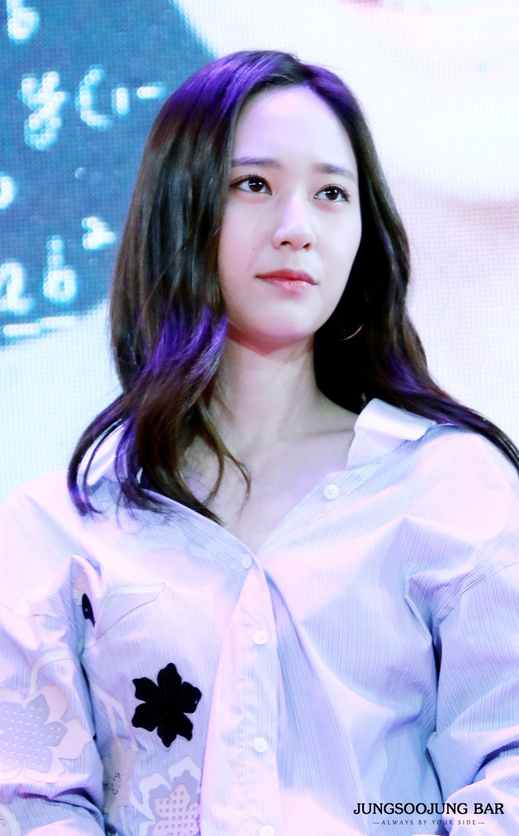 KrystalTHFans's tweet photo. 160511 #KRYSTAL - Graduation Season 
© 鄭秀晶吧
https://t.co/UqsFZ9ptCO
https://t.co/cDcRR24p4o
https://t.co/VCDjOASV6p https://t.co/JP0ifLYztw