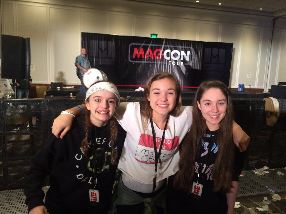 KendraKleintop's tweet photo. @MAGCONTOUR @Olivia79707452 @Olivia79707452 #magconboston thank you for creating so many amazing relationships❤️❤️ https://t.co/mu14G9zwuu
