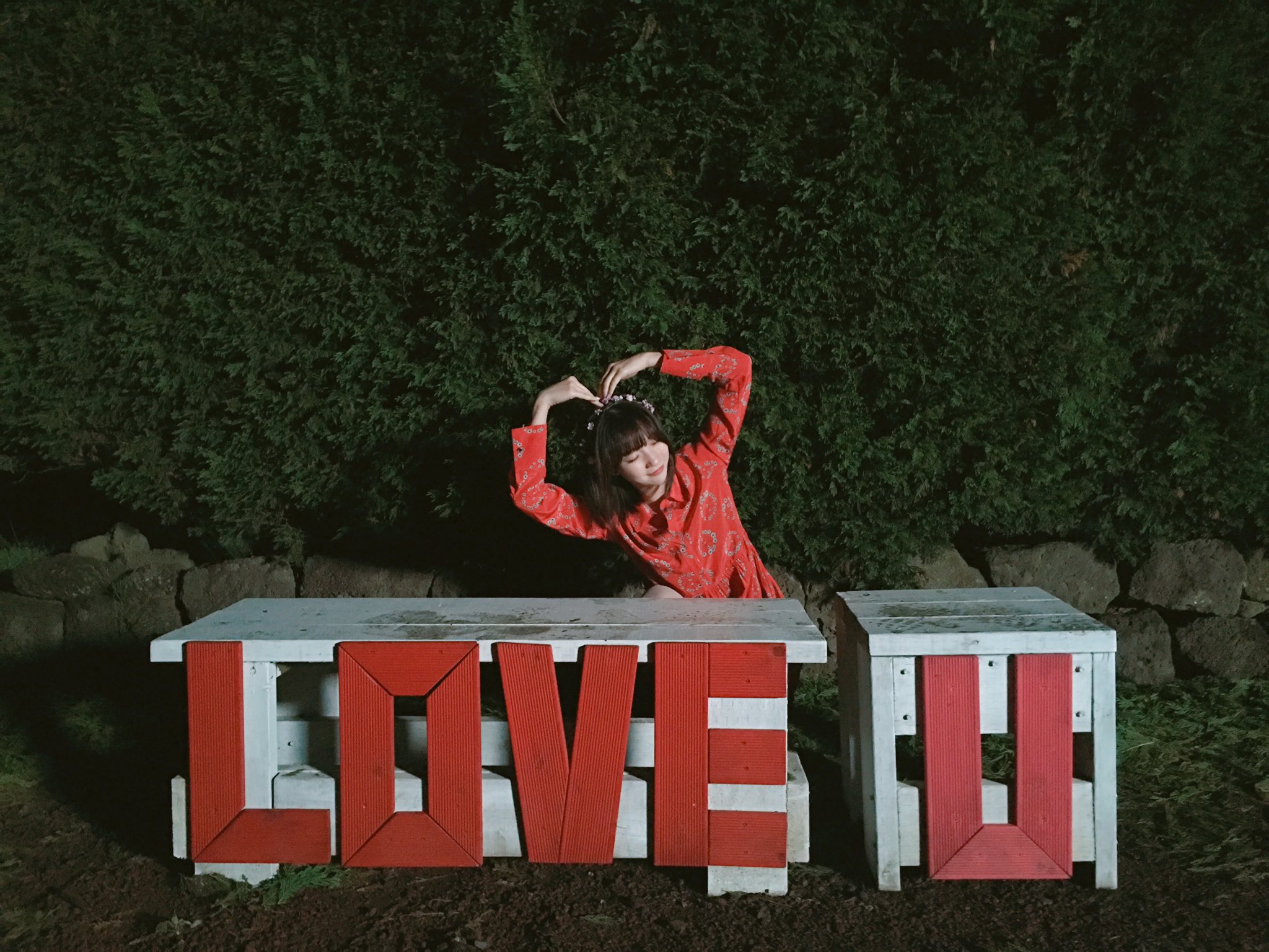 ClkUVuMVAAAbmXE.jpg:large