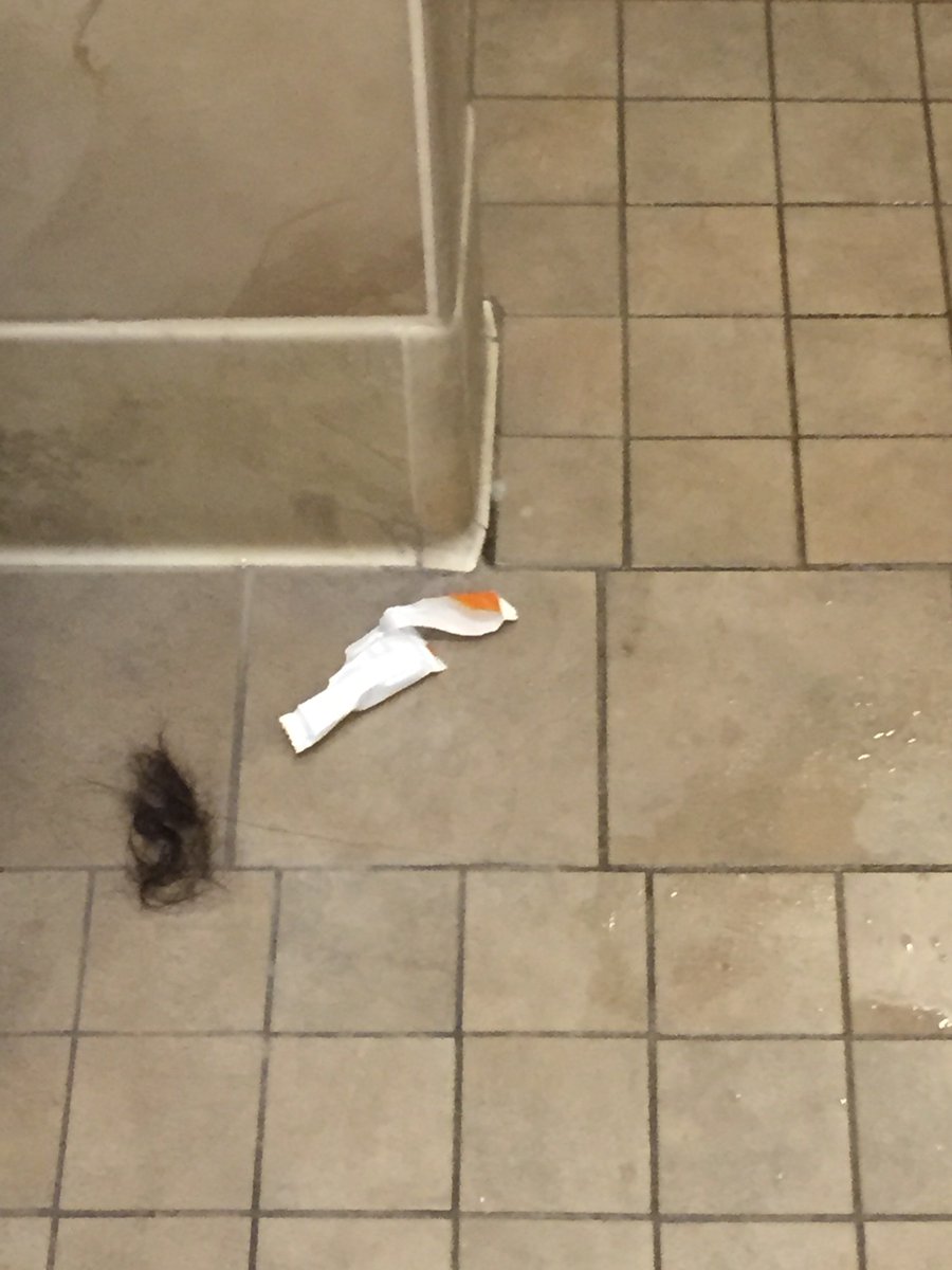 24hFitGrossDose's tweet photo. No words... #24hrfitness https://t.co/8vYXf0hhqJ