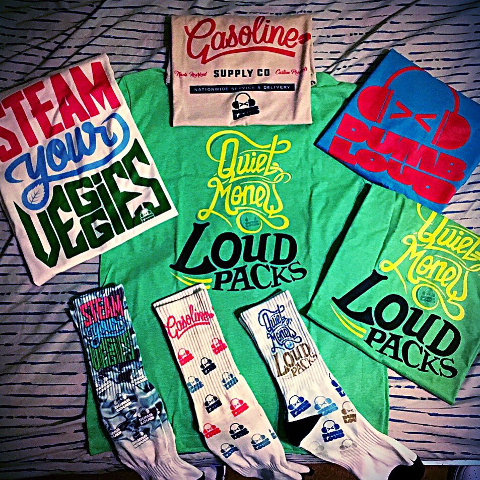 CashOutCasper's tweet photo. @dumbloud #DumbLoud #CashOutCasper #Gasoline #QuiteMoneyLoudPacks #SteamYourVeggies #RespectTheDJ https://t.co/v6mEWZ1TUO
