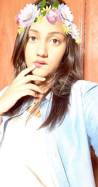 comentacamsss's tweet photo. Tá chegannnnnndo 👏🏻🎉 #JuliaBDay #TresDias 🎈🎉🌸 @glowluarthur https://t.co/AhYFAM3IOu