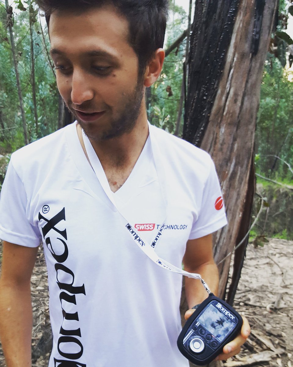 compex_ec's tweet photo. Un accesorio básico es el estuche del #compexwireless. Este te facilita el uso cuando combines tu ejercicio con #EEM https://t.co/xhzdKdrN69