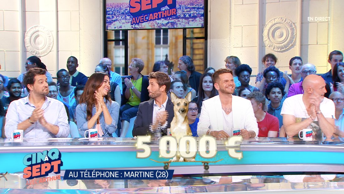 LesTouristesTF1's tweet photo. Bravo Martine ! #Roue #5000e #5A7 https://t.co/c62Bfhd6Sv