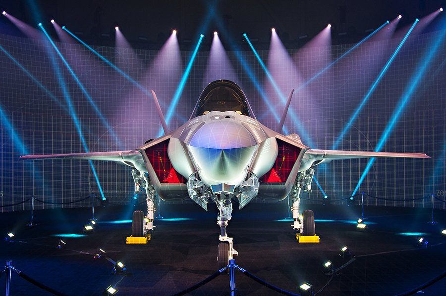 وزير الدفاع الاسرائيلي يزور الولايات المتحده لاستلام مقاتلات F-35    ClkZLVlWAAAOkUm