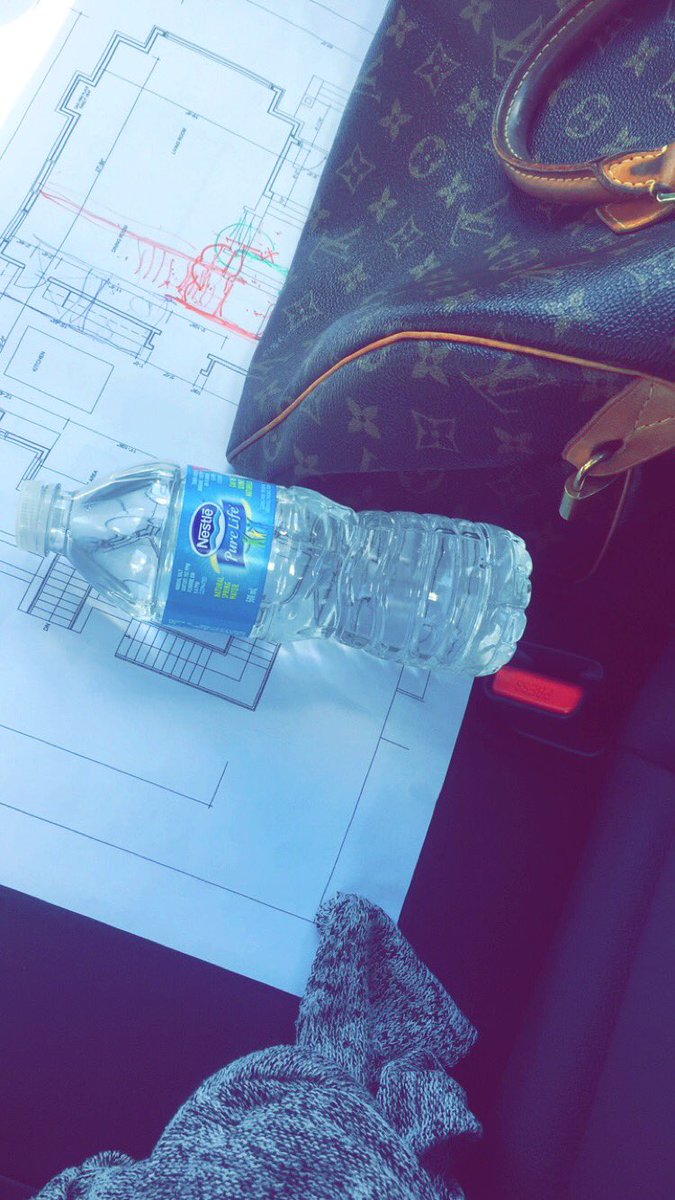 Azure098's tweet image. Work work work work 😜 #OnToTheNextProject