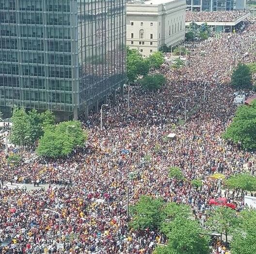 Impressive turnout as former Browns quarterbacks gather in downtown Cleveland.