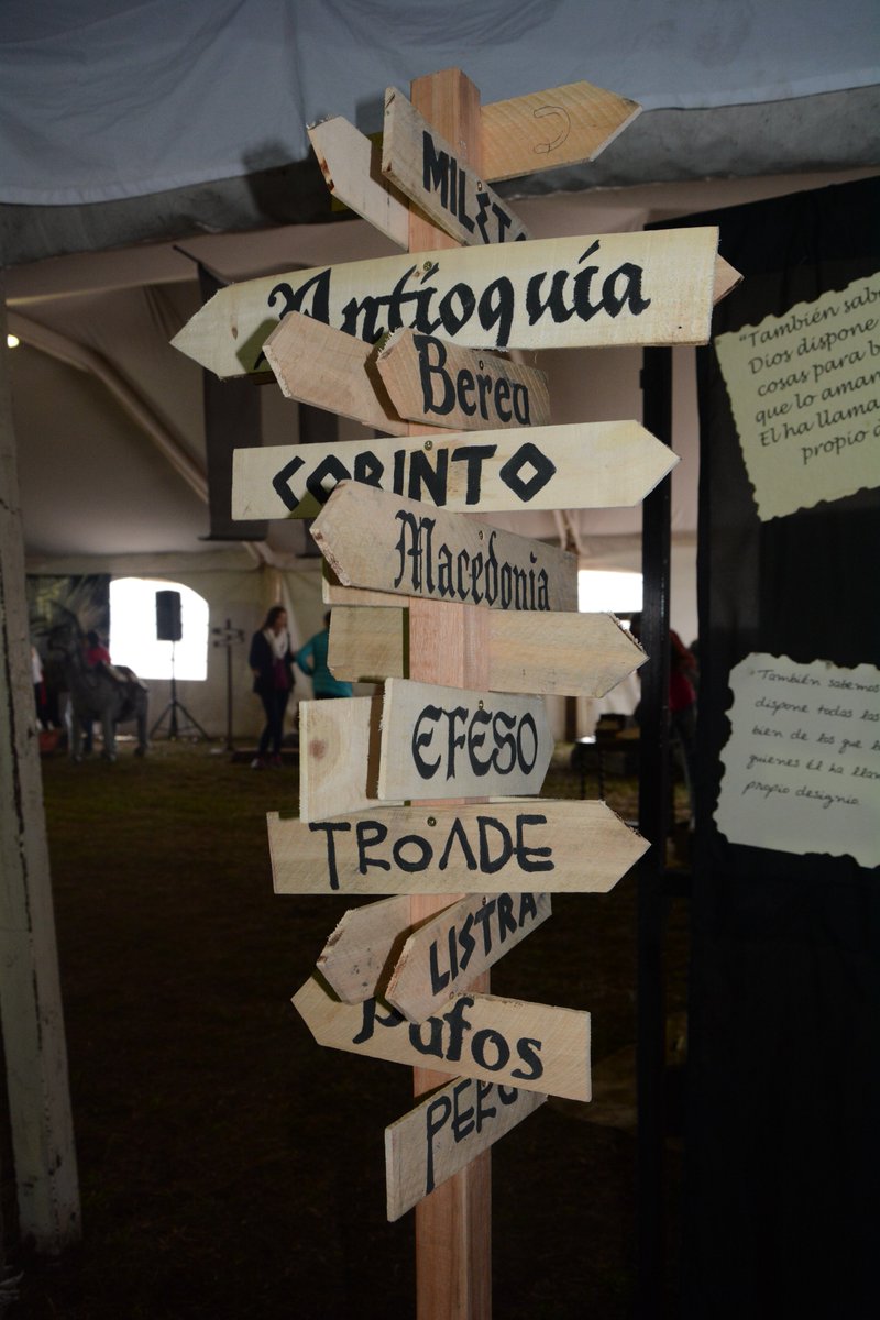 centucuman2016's tweet photo. Algunas imágenes de los niños y la Expo Biblia, en Ciudad Eucarística. #centucuman2016 https://t.co/jMTpoj4jET