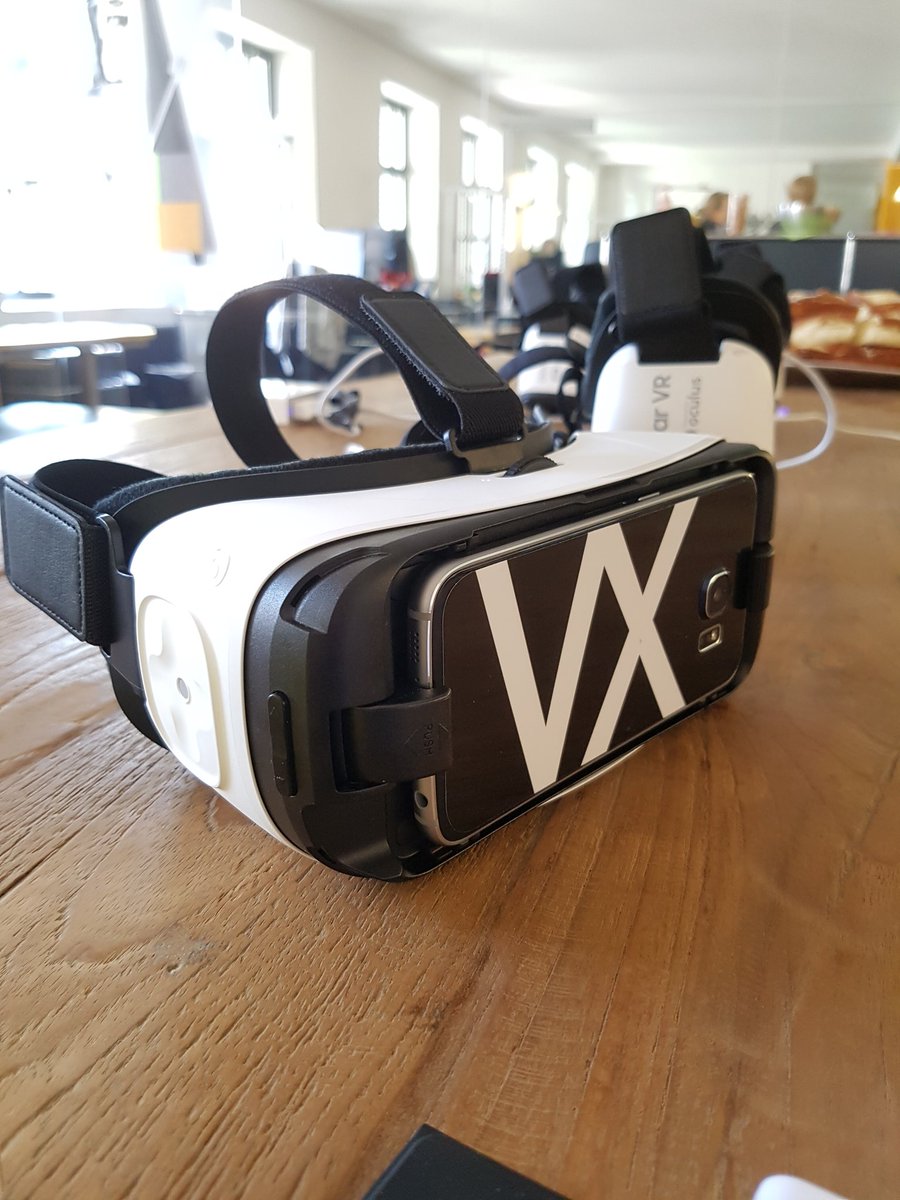 WEDeutschland's tweet photo. All set #WEplusFriends https://t.co/A00Pkka8Y4