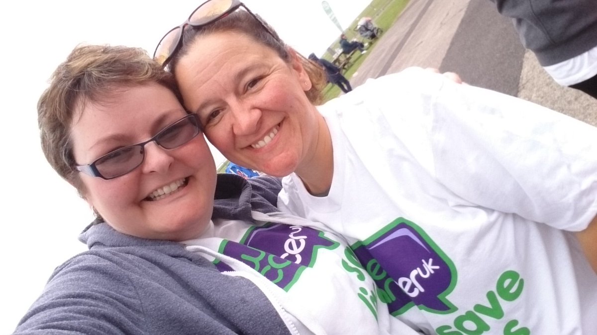 cornish1980's tweet image. £1,520 total raised from our Skydive for @Bowel_Cancer_UK. So very very proud. Thank you @Jomcmar76, @35challenges