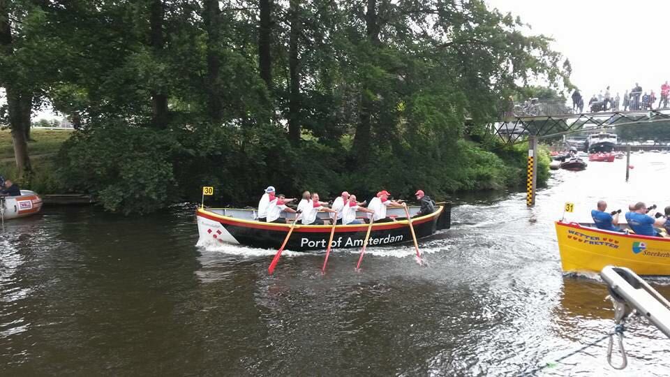 Nieuwe uitslag <a href="/ZwolseGR/">Zwolse Grachtenrace</a> correctie doorgevoerd in de afstand. 1 plekje winst! <a href="/sloeproeienNL/">Sloeproeien Nederland</a> zwolsegrachtenrace.nl/wedstrijd-2016…