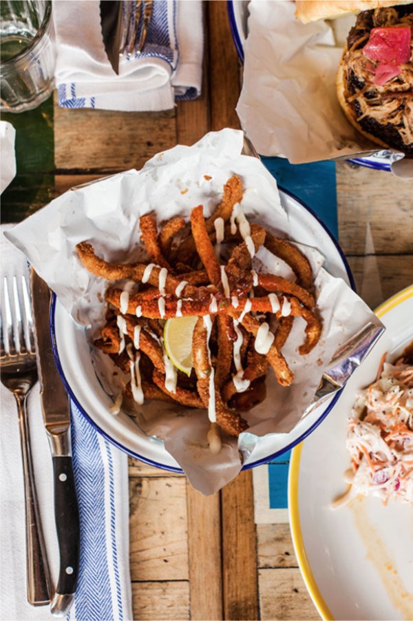 Retweet if our chilli squid is your favourite starter: crispy spiced coated squid and fresh lime &amp; coriander mayo 😋
