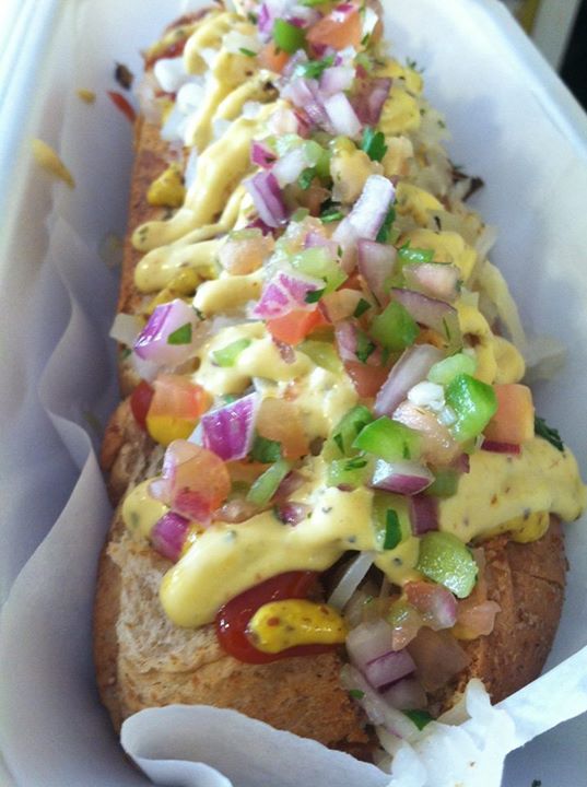 Lite and filling! It is possible. Come join us. #dreamyweenies #hotdogs #goneNOLA #vegan