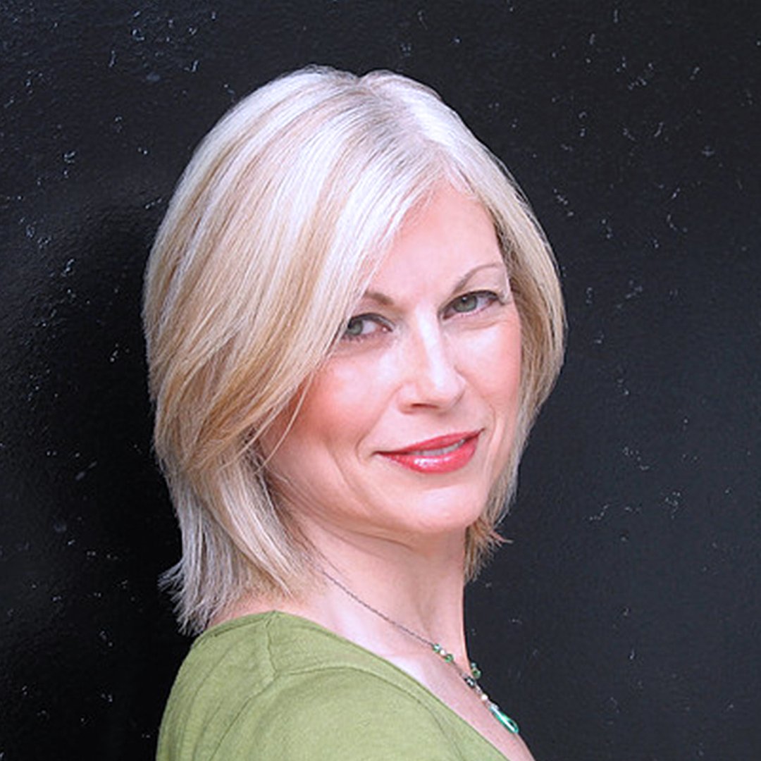 fred_stepkin's tweet image. Long round layers create maximum movement with a soft, feminine appeal #FredStepkin #HighFashion #Haircuts #NYC