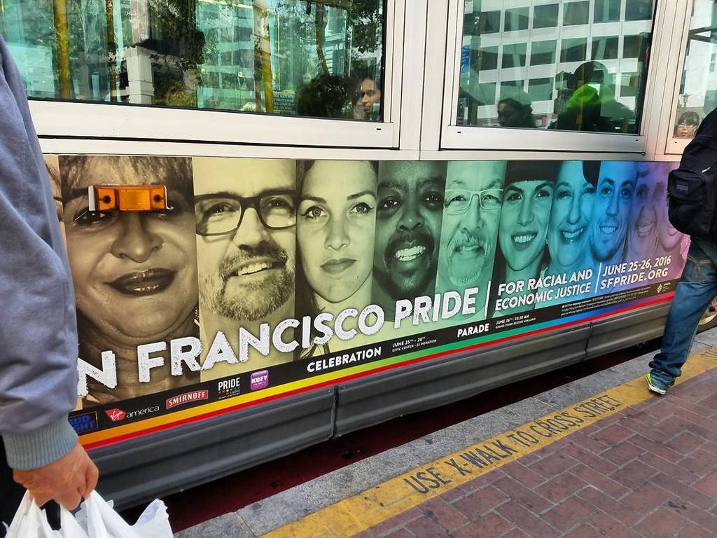 BayArea4Bernie's tweet photo. Join us this Sunday at San Francisco Pride w/ @miatumutch #LGBT4Bernie #racialjustice #EconomicJusice #LGBTQIARight… https://t.co/kjsHQeVtXd