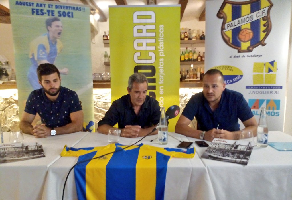 palamoscf's tweet photo. Presentació de Guillem Cornellà @Guillemcm8 al Restaurant L'Arcada de Palamós. "Fitxo per un club històric". https://t.co/o2bez6uhuY