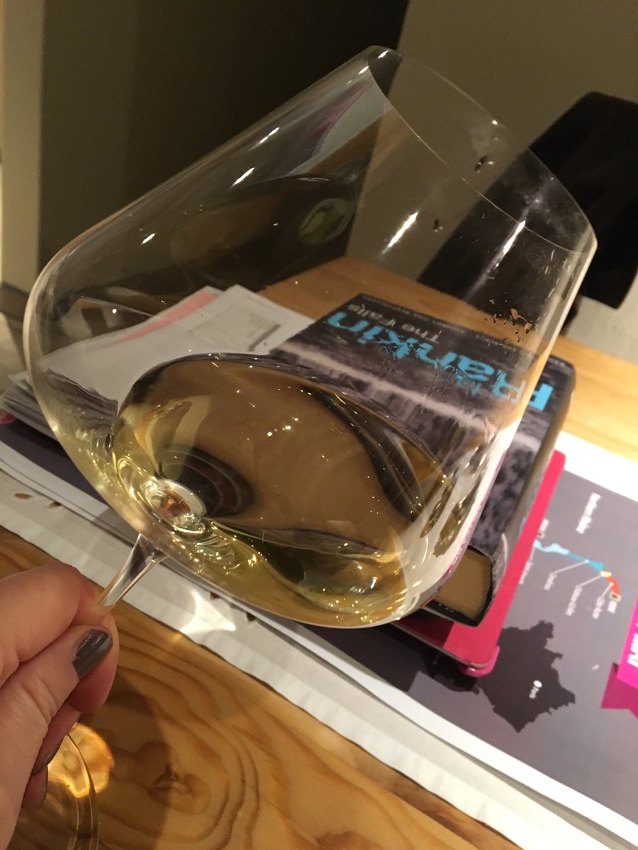Kalaharitruffle's tweet photo. @Blackdelilah @DvFwines @Anetha CHEERS! https://t.co/Yn8eIVJVFj